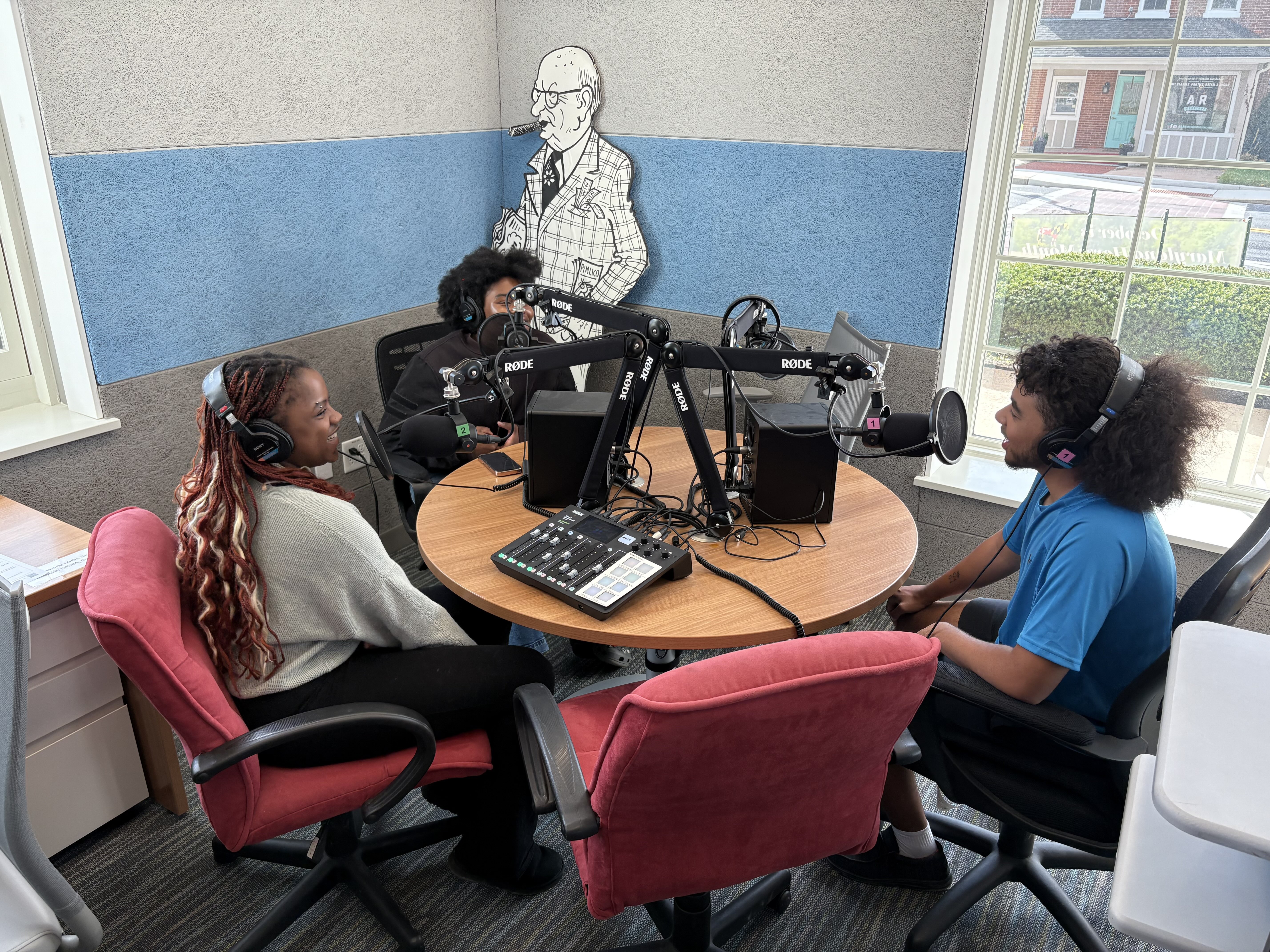 Junior Main Street students